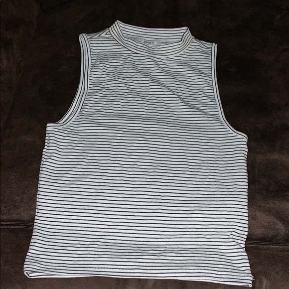 F21 top - Picture 1 of 2